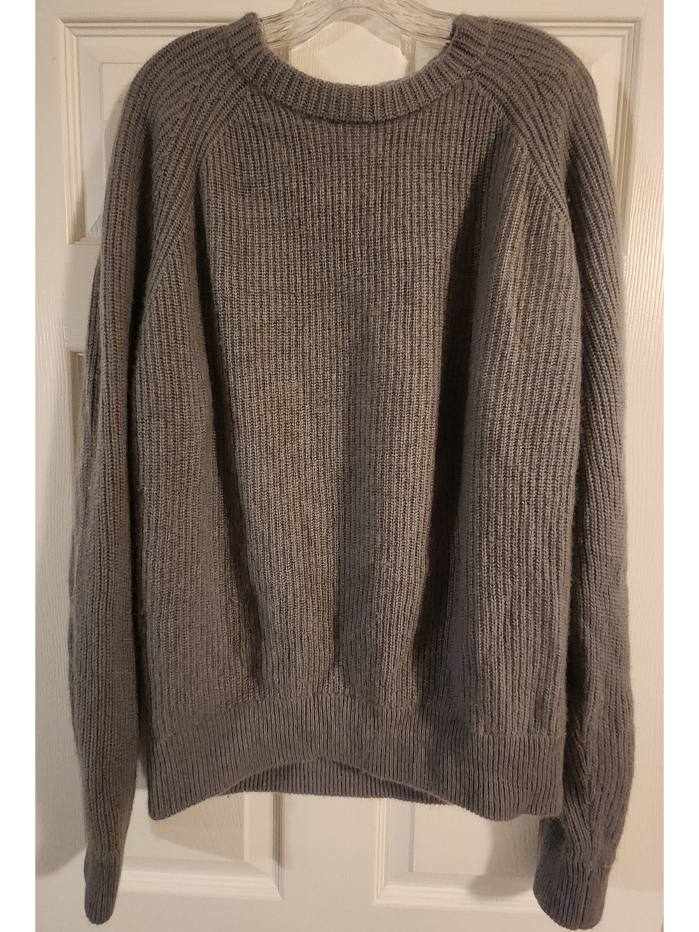 Jenni Kayne Crewneck Ribbed Sweater in Gray Cashmere Wool